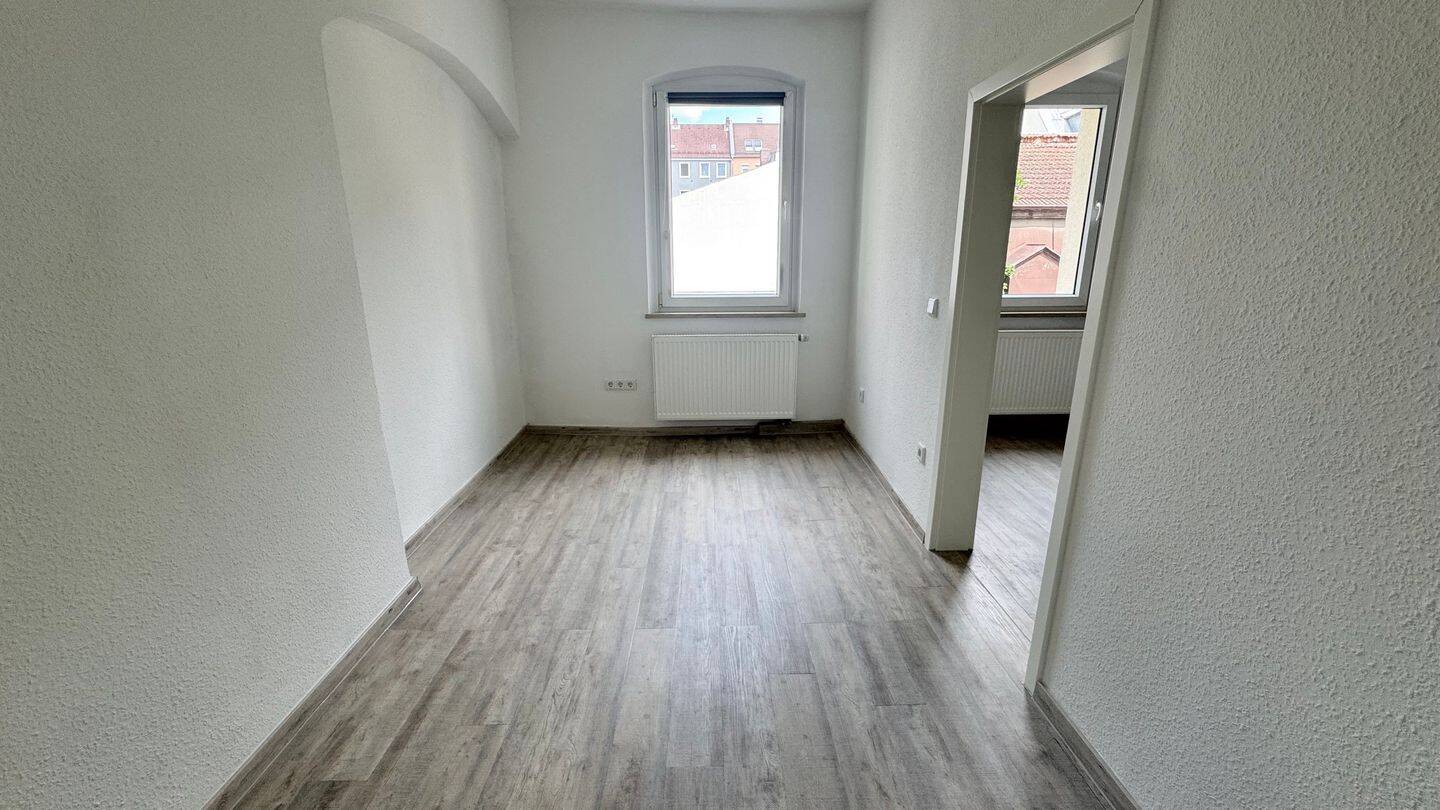 Sehr gepflegte und moderne 1 1/2 Zimmer-Wohnung in ruhiger zentraler Lage – Nürnberg – Vorschaubild 5