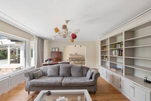 Großzügiger Bungalow auf 967 qm mit Premium-Wintergarten, moderner Hybrid-Wärmepumpe und ca. 335 qm Gesamtfläche – 22045 Hamburg – Vorschaubild 7
