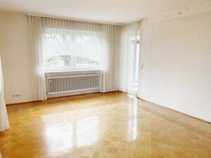 Ein- bis Zweifamilienhaus mit Garage und Werkstatt in Neu-Ulm/Reutti – 89233 Neu-Ulm – Vorschaubild 9