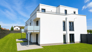 In Spenge: Große Terrasse & Gartenbereich zur alleinigen Nutzung. Übergabe ab September. – 33739 Bielefeld – Vorschaubild 3