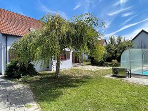 Direkt vor den Toren Regensburgs: schickes Haus mit großen Garten, Pool und beste Lage! – 93055 Regensburg – Vorschaubild 4