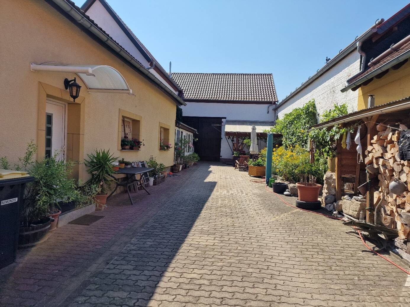 Modernes Einfamilienhaus mit Nebengelass in Erfurt-Kerspleben im Bieterverfahren zu verkaufen