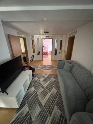 Schöne 4-5 Zimmer Wohnung in Münster-Sarmsheim mit traumhaftem Garten & Einbauküche – 55424 Münster-Sarmsheim – Vorschaubild 9