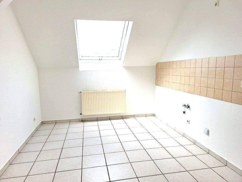 !! 3-Zimmer-Dachgeschosswohnung mit Laminat !! – Chemnitz – Vorschaubild 6