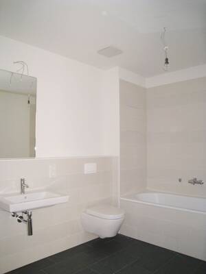 Exklusive 2-Zimmer-Whg. mit EBK, Parkett, Balkon & Tiefgarage im "John Park"..... MITTEN IN MITTE – 10115 Berlin – Vorschaubild 7