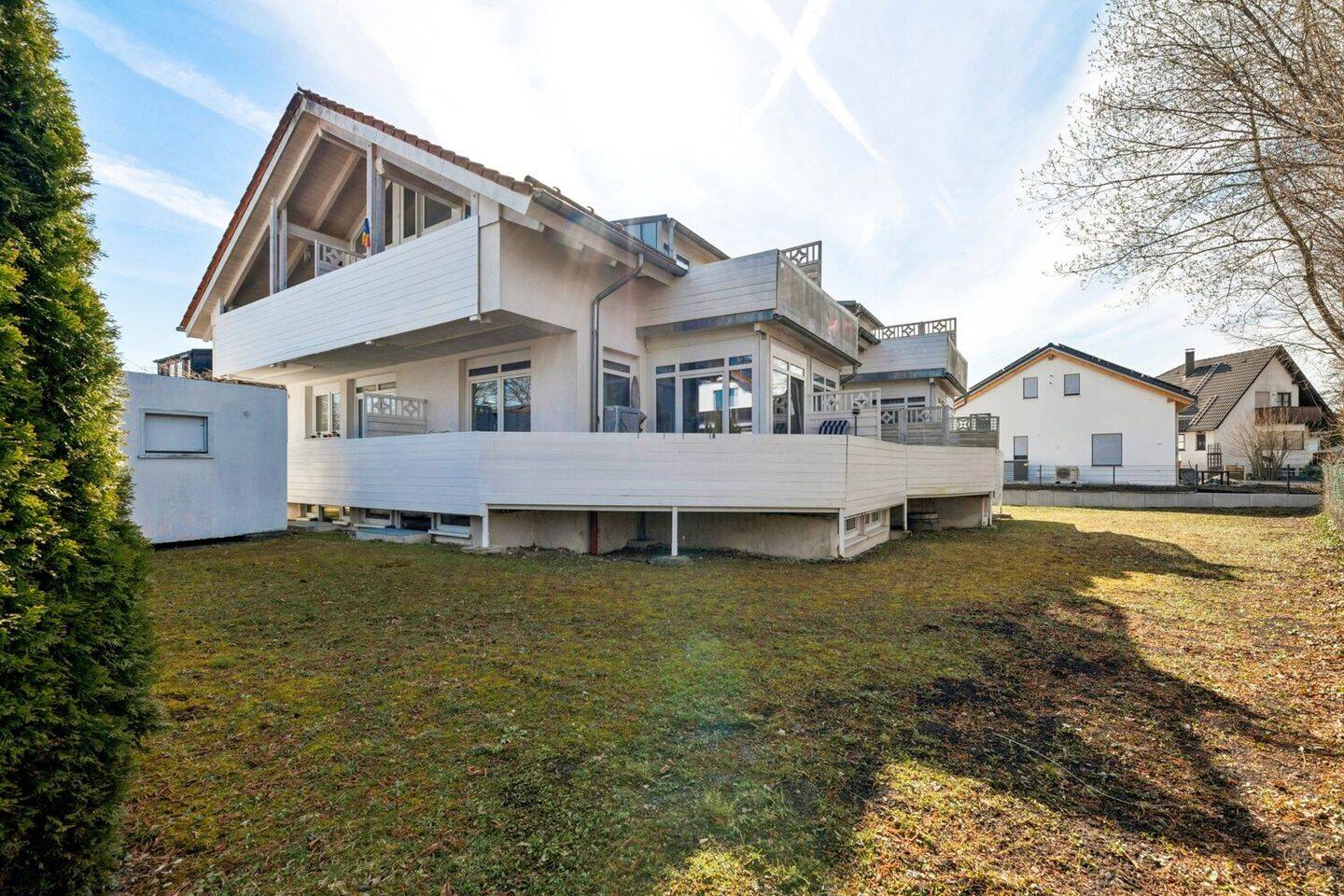 Exklusive Investmentchance: Zwei Doppelhaushälften am Eichenauer Weiher! – Eichenau – Bild 1 von 8