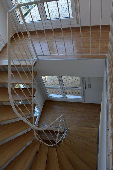 Großzügige Doppelhaushälfte inkl. Einliegerwohnung in ruhiger Lage von Stuttgart-Plieningen – Stuttgart – Vorschaubild 9