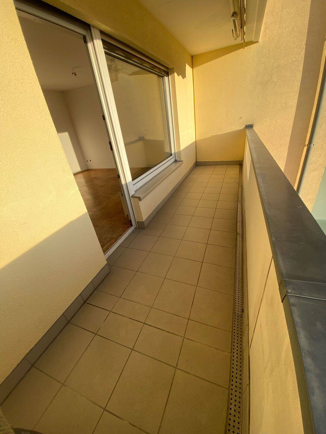 Modernisiertes Wohnglück: Helle 3-Zi.-Wohnung mit 2 Balkonen, EBK & Aufzug in Schoppershof – Nürnberg – Vorschaubild 5