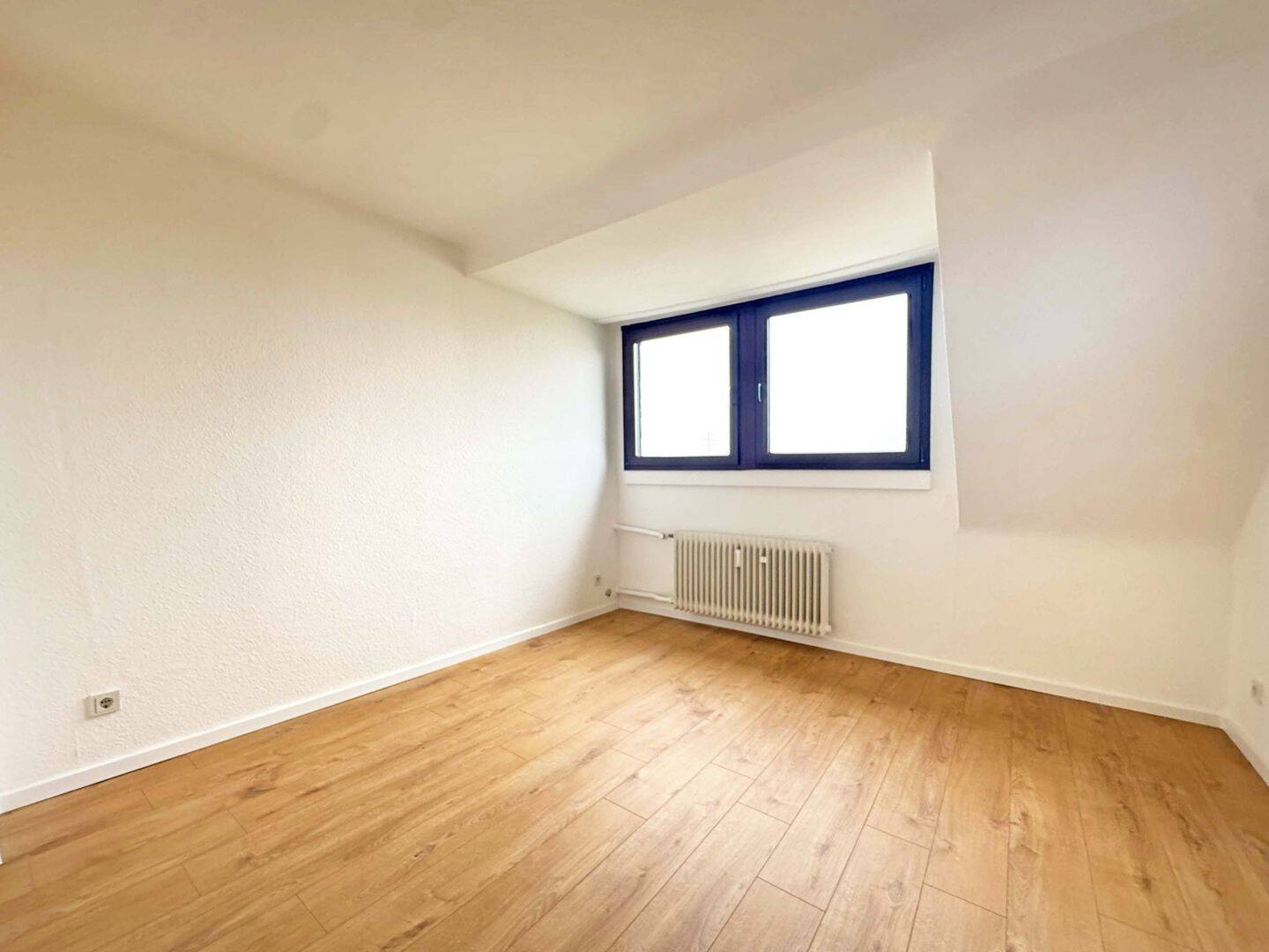 Schlüsselfertig modernisiert - 4,5-Zimmer mit Garage in Wattenscheid – Bochum – Vorschaubild 9