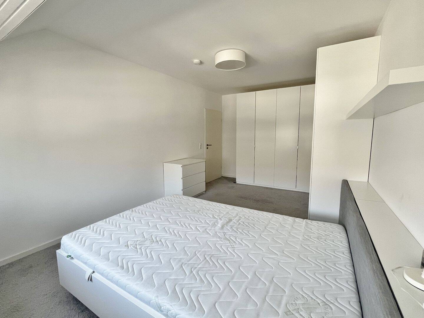 Schöne 2-Zi. Dachgeschosswohnung mit Loggia und Stellplatz in Lübeck St. Jürgen – Lübeck – Vorschaubild 7