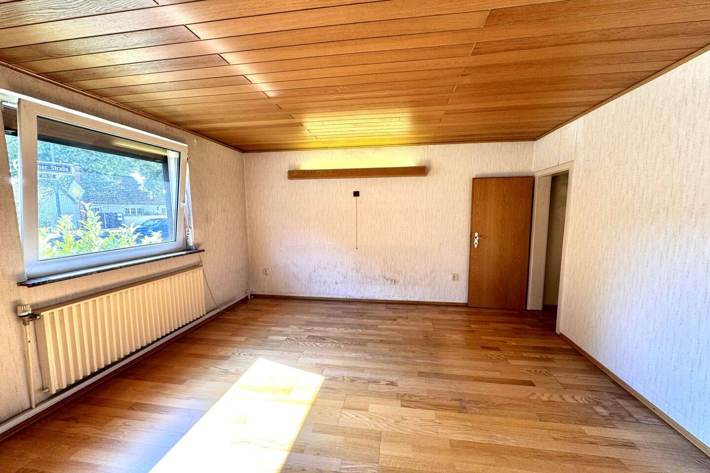 Familienhaus auf 624 qm großem Eckgrundstück mit vielseitigen Nutzungsmöglichkeiten in Vennhausen – Düsseldorf – Vorschaubild 6