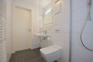 Wunderschöne, modern möblierte Wohnung in Stuttgart Bad Cannstatt – 70376 Stuttgart – Vorschaubild 9