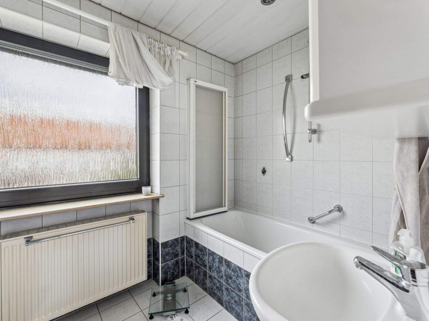 Gepflegtes RMH, ideal für eine Familie mit Terrasse, Balkon, Garage in Nürnberg-Reichelsdorf – Nürnberg – Vorschaubild 9
