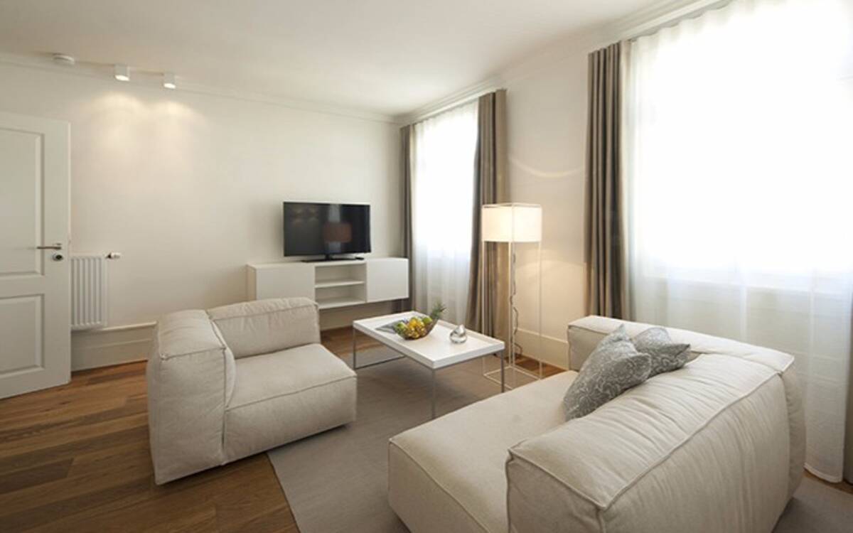 3-Zimmerwohnung: Designer Apartment Stuttgart Zentrum für Zeitwohnen – 70178 Stuttgart – Bild 1 von 7