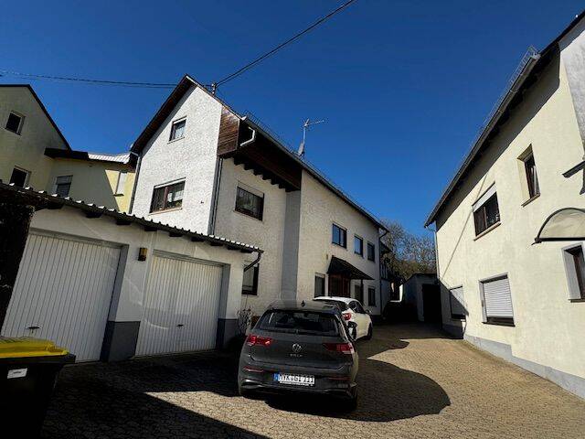 gepflegtes Einfamilienhaus für die junge Familie in Wolken - mit 2 Garagen, Stellplatz und Terrasse – Wolken – Vorschaubild 3