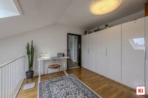 Dachgeschoss-Galeriewohnung mit Wohnküche und zwei Bädern – 81737 München – Vorschaubild 6