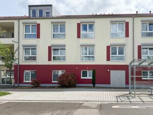 Neuwertiges Pflegezimmer zu verkaufen – 74564 Crailsheim – Vorschaubild 4
