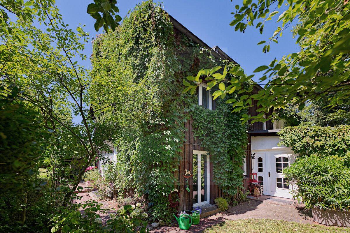 IMMOBILIEN SCHNEIDER - Familientraum mit viel Platz - wunderschöne und großzügige Doppelhaushälfte – München – Vorschaubild 5