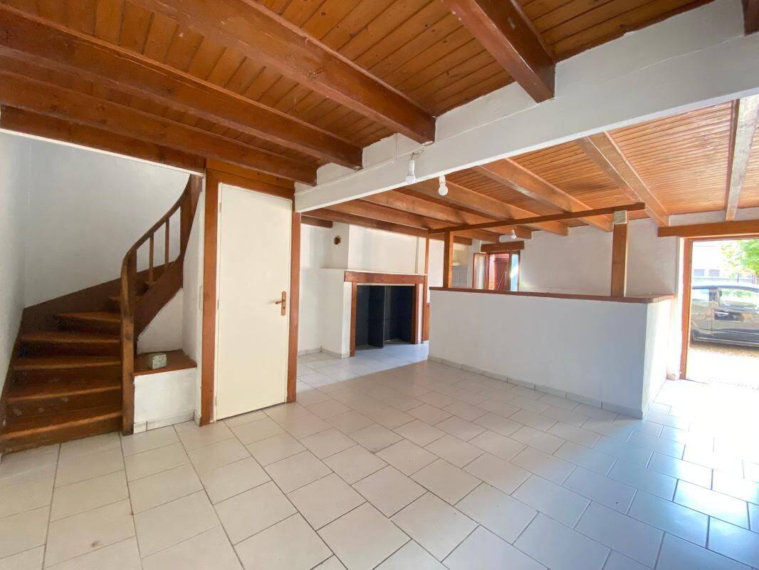 Maison 4 pièces 70 m² · à Caussade · 70 m² · 120 000 €