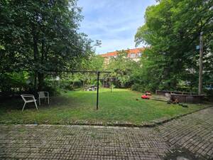 Platz für die große Familie, zwei Bäder und Balkone, den 1 Monat Kaltmietfrei wohnen! – 1219 Dresden – Vorschaubild 3