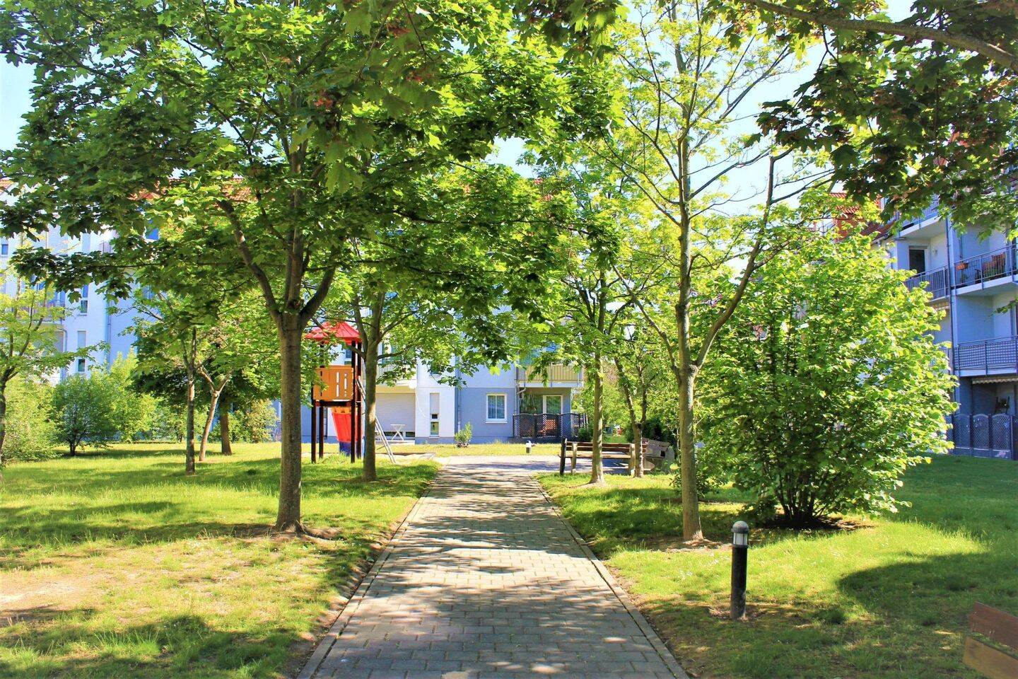 1-Raum | Balkon | Tageslichtbad | Außen-Stellplatz | Vermietet – Leipzig – Vorschaubild 4