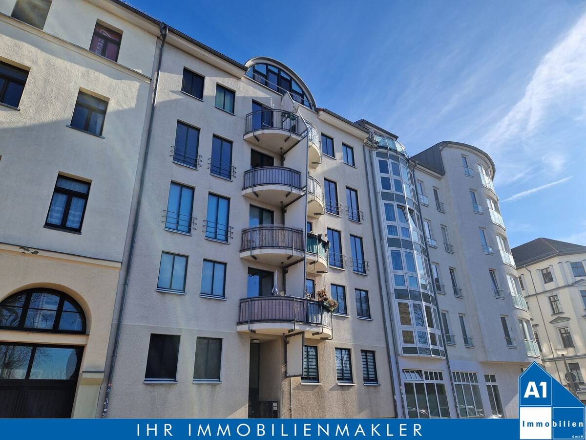 Charlottenviertel -vermietete 3-Zimmer-Wohnung mit Balkon und Einbauküche in Halle (Saale) – 6108 Halle (Saale) – Bild 1 von 9