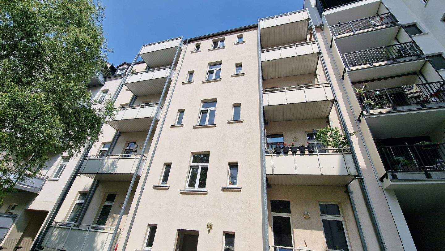 +++ Geräumige 2-Zimmer-Wohnung mit Balkon in bevorzugter Lage von Chemnitz/Kaßberg +++ – Chemnitz – Vorschaubild 2