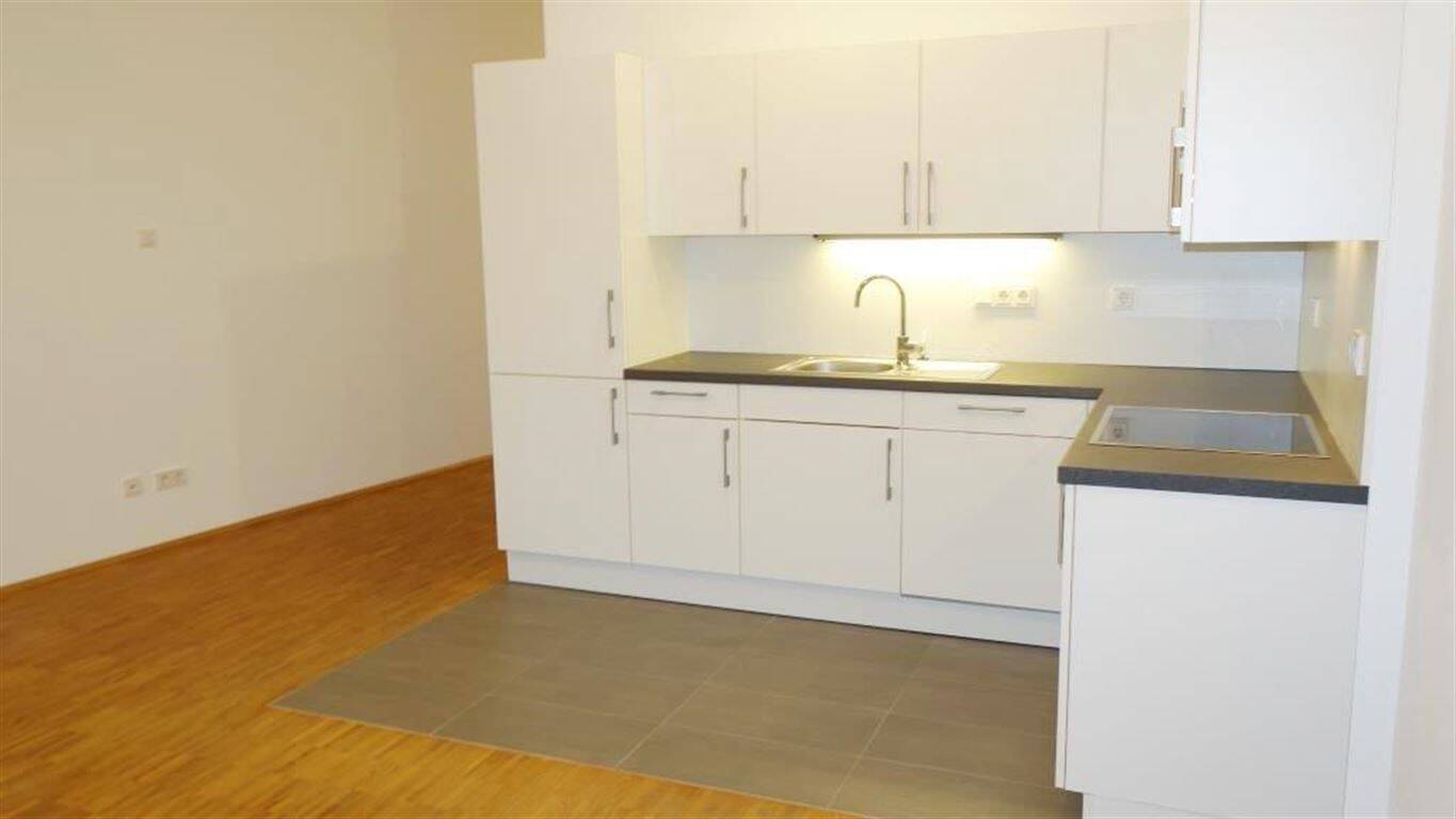 Die Sonne genießen - moderne 3 Zimmer Whg. mit Sonnenterrasse, EBK, 2 Bädern und Fußbodenheizung. – Düsseldorf – Vorschaubild 8
