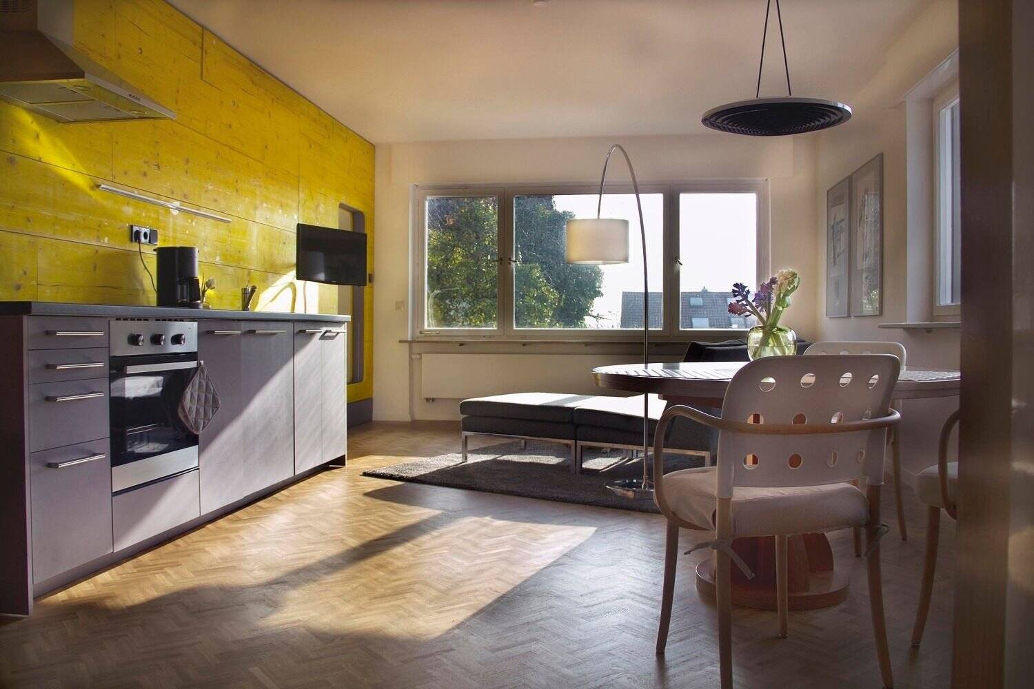 EXKLUSIVES MICRO-LOFT - S-Degerloch, Nähe Daimler, inkl. WLAN - 1450