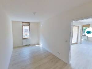 Moderne 3-Zimmer-Wohnung mit Balkon, EBK und Wannenbad – 1307 Dresden – Vorschaubild 6