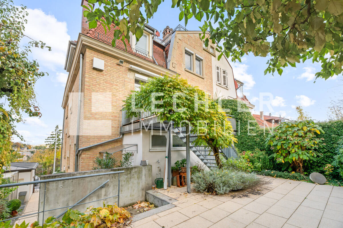 WOHNEN WIE IM EIGENEN HAUS - Maisonette in historischer Villa mit Panoramablick – Stuttgart – Vorschaubild 4