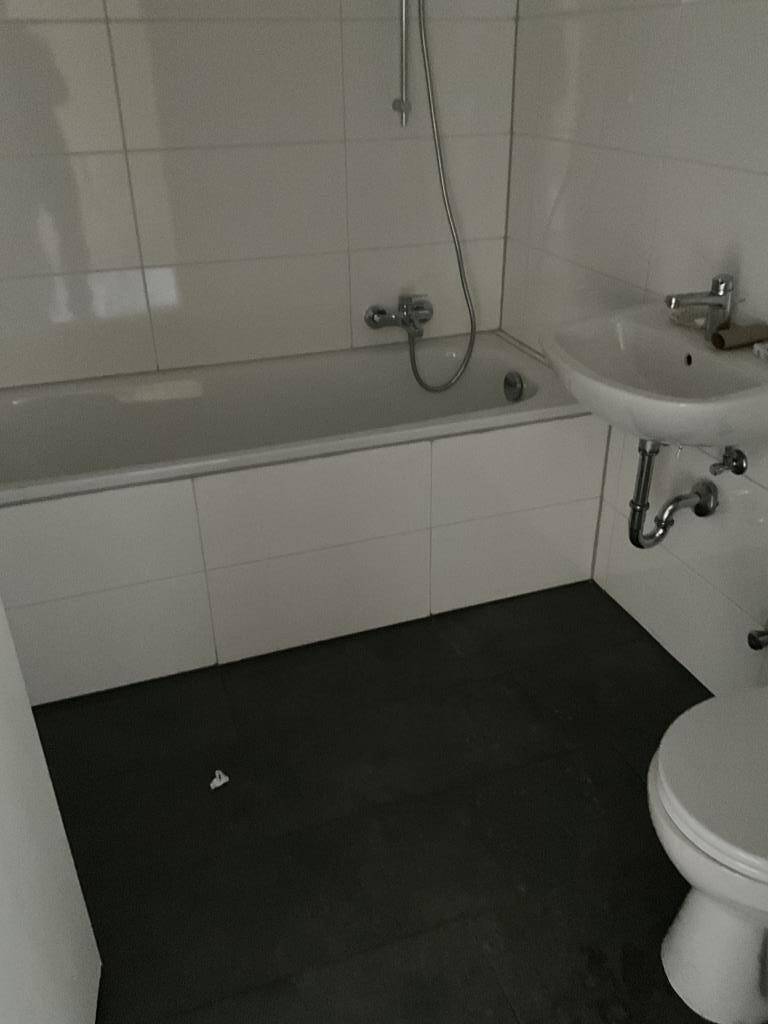 Helle 2-Zimmer-Wohnung in Wuppertal Barmen - Mit neuen Vinylboden! – Wuppertal – Vorschaubild 4