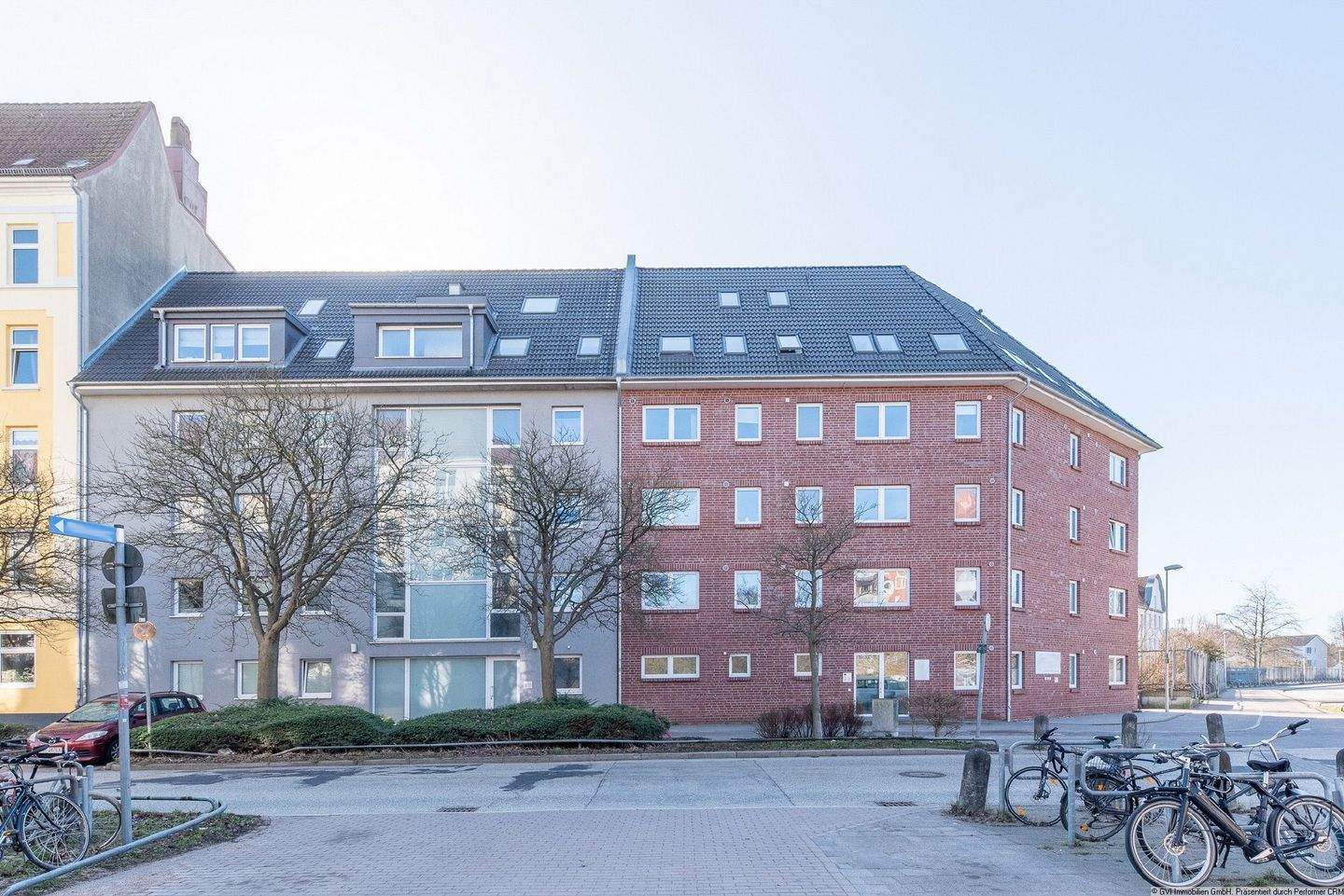 Zwei neubaugleiche Mehrfamilienhäuser in bester Lage – Kiel – Bild 1 von 5