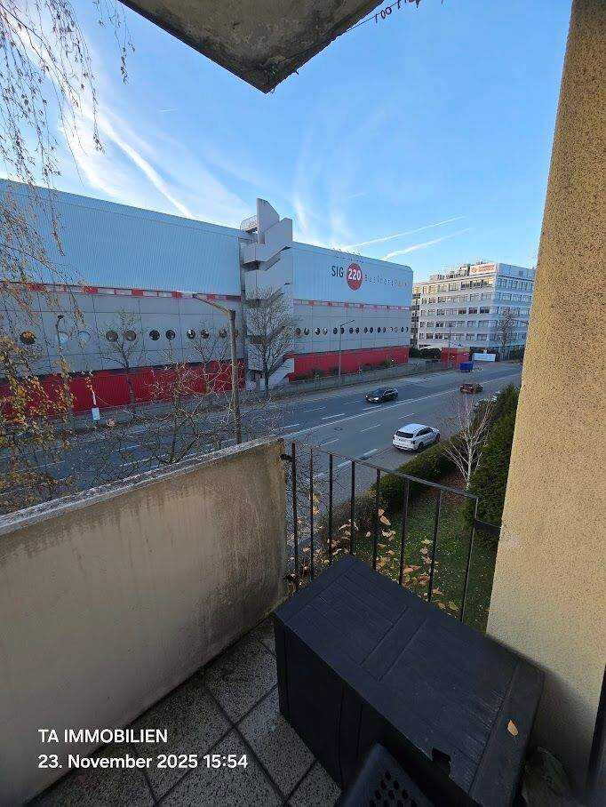 Moderne 3-Zimmer-Wohnung mit Balkon in Nürnberg – Nürnberg – Vorschaubild 4