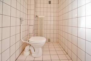 Kleines möbliertes Zimmer an der Uni Mensa und in direkter Uninähe. – 97072 Würzburg – Vorschaubild 8