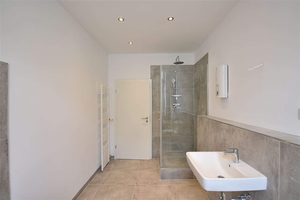ERSTBEZUG! Großzügige 2-Zimmer-Altbau-Whg mit moderner Ausstattung – Krefeld – Vorschaubild 5