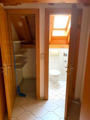 Gemütliche Dachgeschoßwohnung in Isarnähe – 85774 Unterföhring – Vorschaubild 9