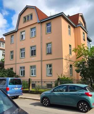 3 Raum Wohnung mit Loggia
