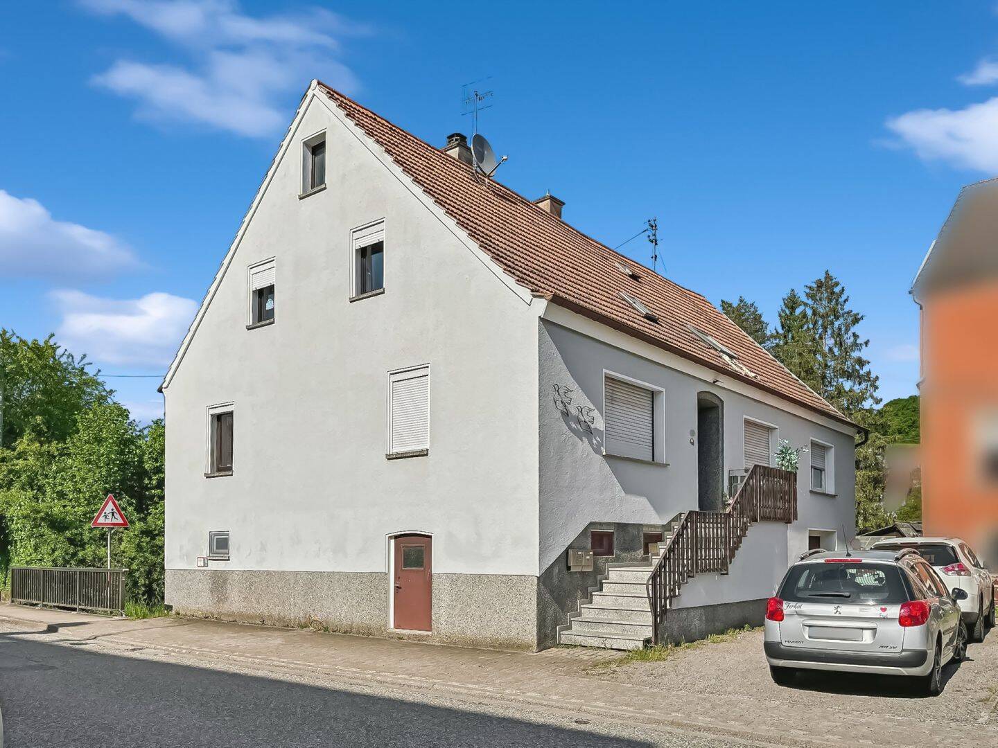 Großzügiges Ein- bis Zweifamilienhaus mit schönem Grundstück in Ohmbach zu verkaufen – Ohmbach – Bild 1 von 9