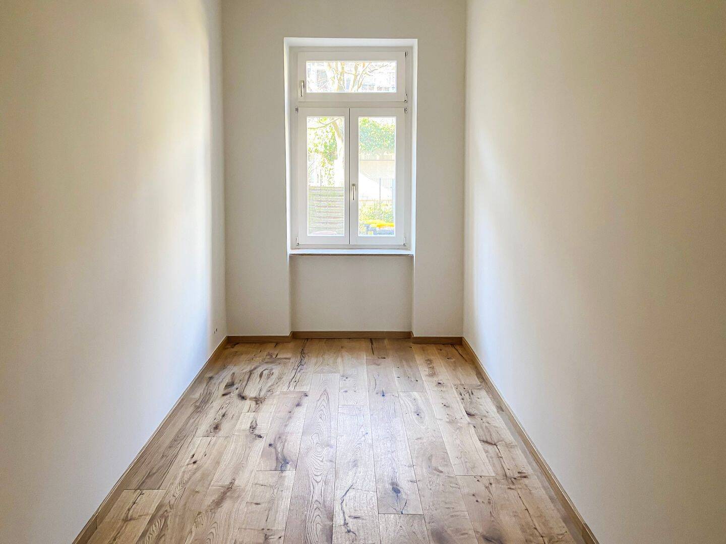 Bezugsfrei | Erstbezug nach Modernisierung | Zentrumsnah | Tageslichtbad | Balkon | Fernwärme | Parkett – Leipzig – Vorschaubild 7