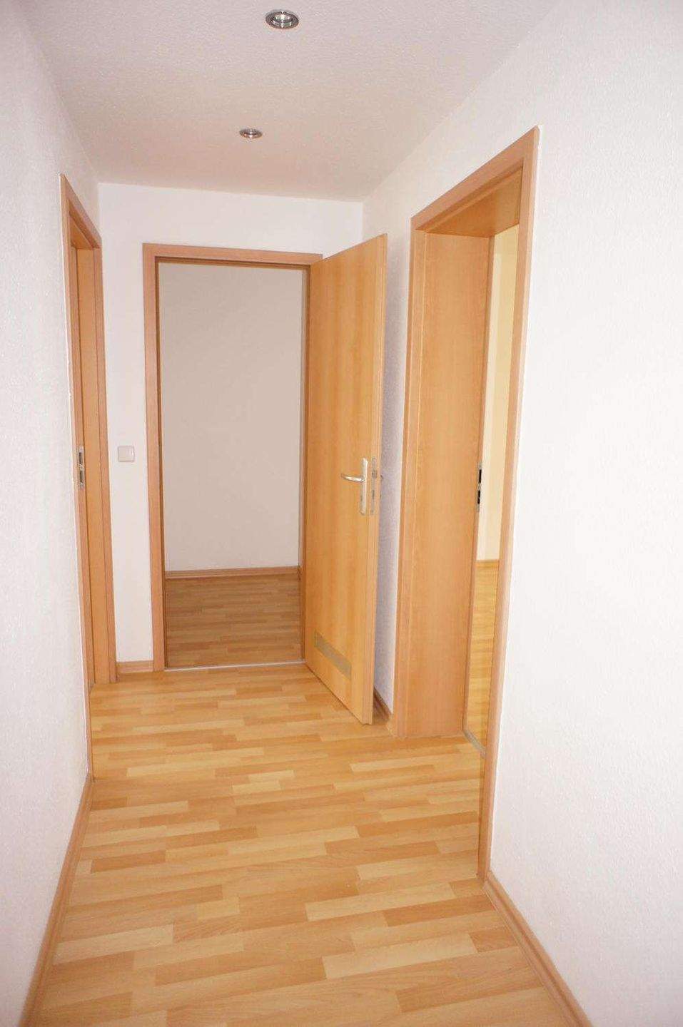 Am Heimgarten / große Küche / Bad mit Fenster – Chemnitz – Vorschaubild 3