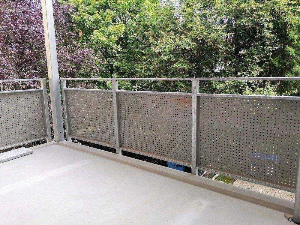 !! großer Balkon, sanierte 2-Zimmer mit Wanne und Dusche im Lutherviertel !! – Chemnitz – Vorschaubild 6