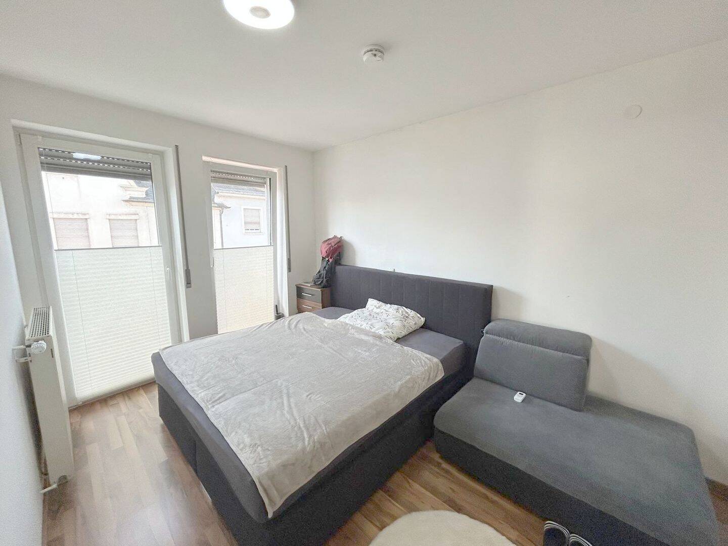 Trier: 50?m² moderne 2-Zimmer-Wohnung in Toplage - mit zwei Garagenplätzen, ideal für Eigennutzer oder Kapitalanleger – Trier – Vorschaubild 4