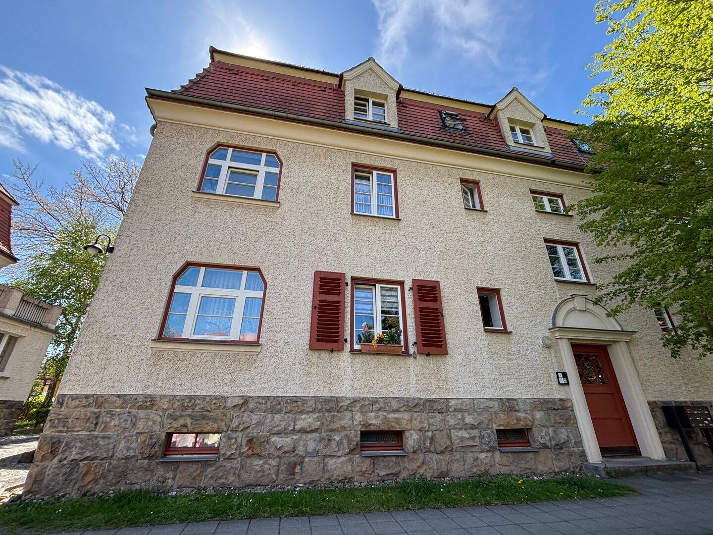 Denkmalschutz: Leerstehende und helle 3-Zimmer-Wohnung mit Garten im gefragten Dresden-Laubegast – Dresden – Vorschaubild 2