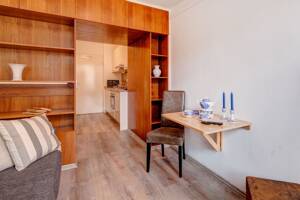Maxvorstadt: Amalienstraße, Kleines Refugium mit Dachterrasse und Tiefgarage - frei ab 10/26 – 80799 München – Vorschaubild 9