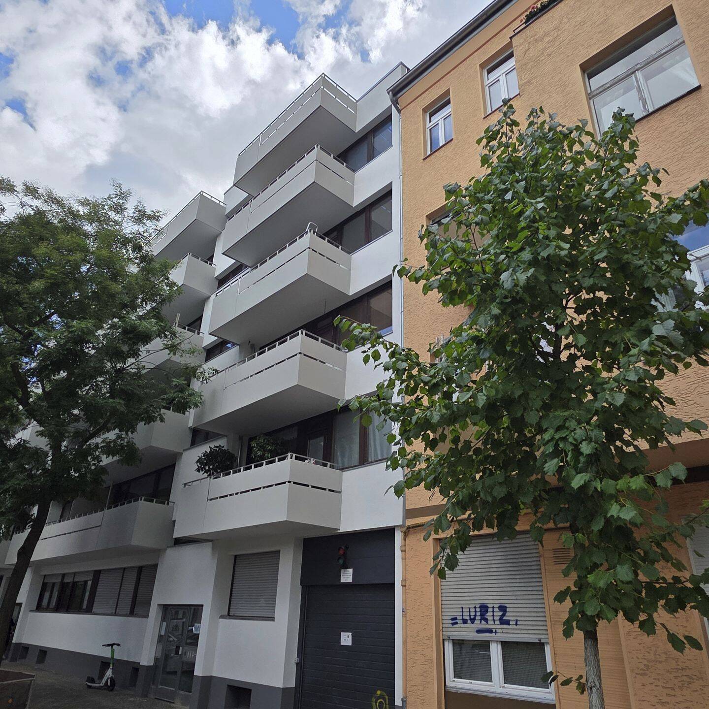 Qualifizierter Alleinauftrag: 20 Wohnungen, 4 Leer!! Balkone & Aufzug – Berlin – Vorschaubild 4