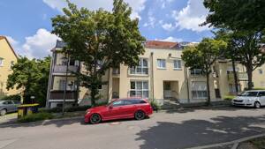 Vermietete 2-Raum-Wohnung mit Süd-West-Balkon und TG-Stellplatz in Dresden-Kleinpestitz-Mockritz