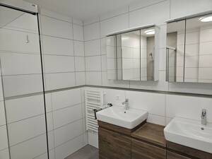 Moderne 3-Zimmer-Wohnung mit Balkon (2. OG mit Aufzug) - Erstbezug – 73230 Kirchheim unter Teck – Vorschaubild 7