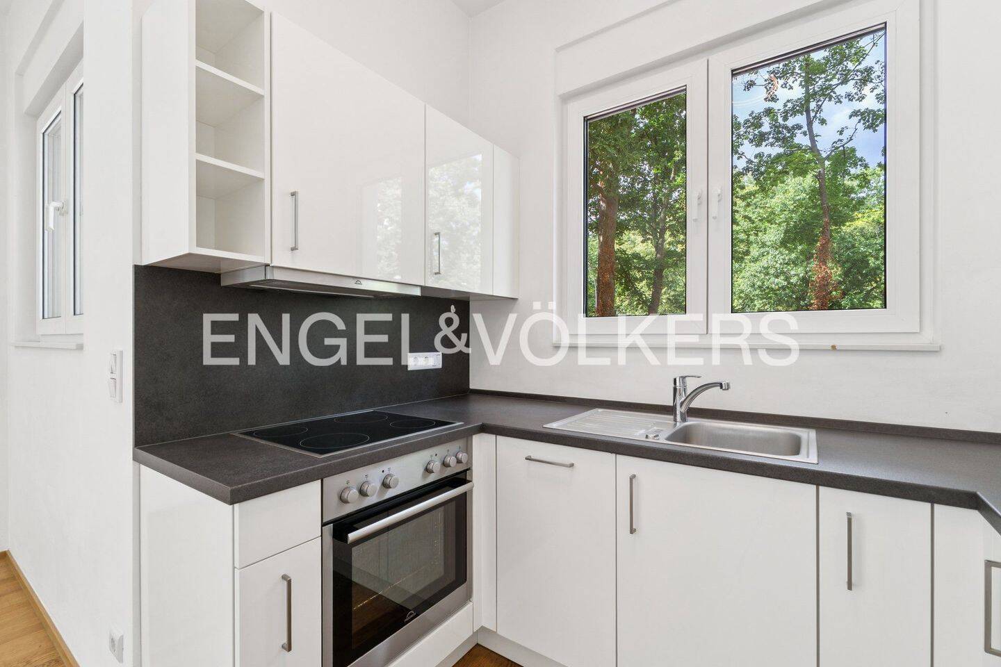 Familien aufgepasst: Dahlem! 2 Terrassen! Garten! 5 Zimmer! – Berlin – Vorschaubild 5