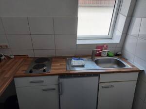 Charmante 2,5-Zimmer-Wohnung mit praktischem Stellplatz. Ideal für Ihr neues Zuhause! – 44388 Dortmund – Vorschaubild 4